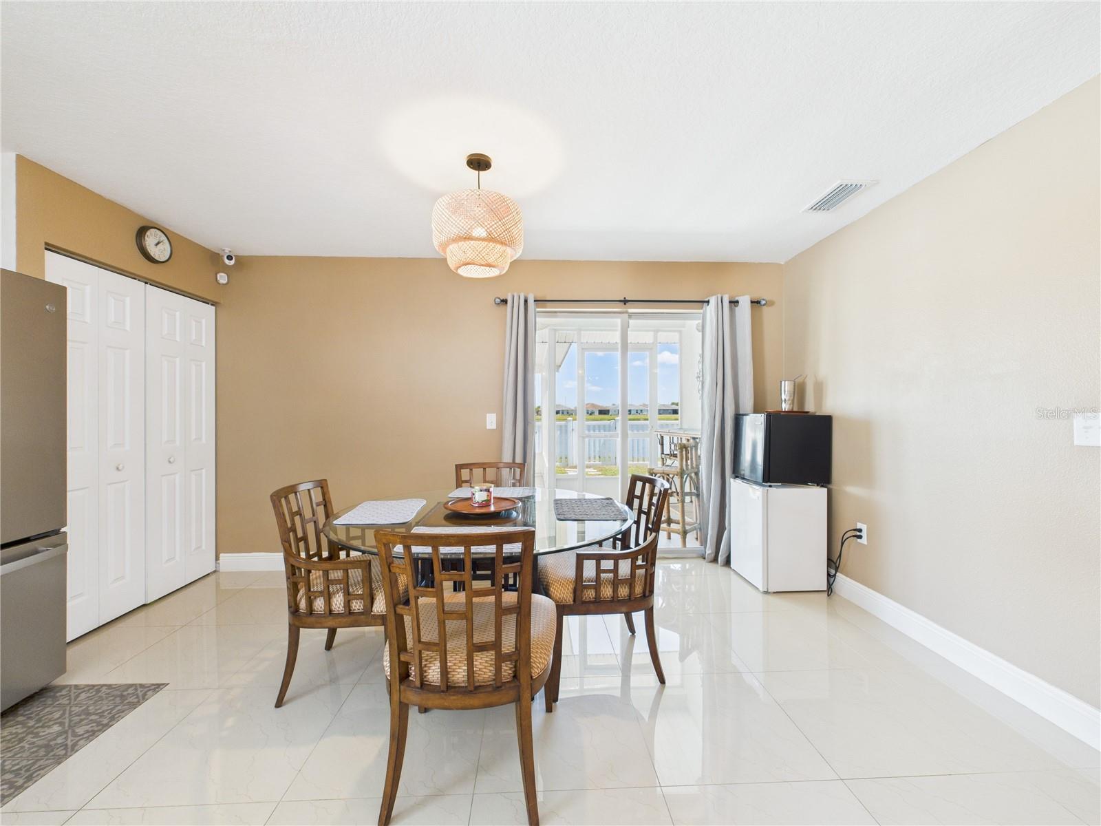 1405 BLOSSOM BAYOU CIR