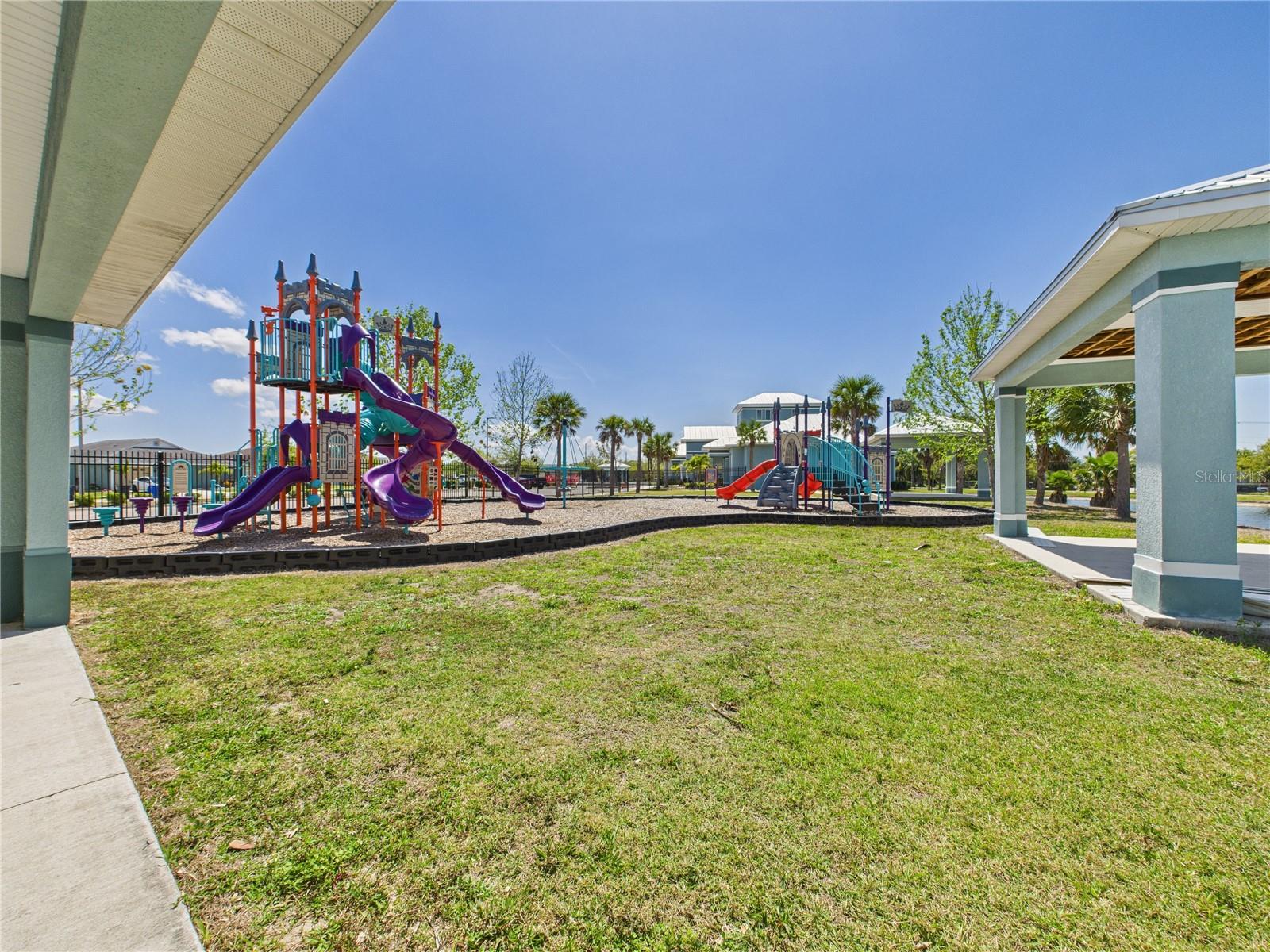 1405 BLOSSOM BAYOU CIR