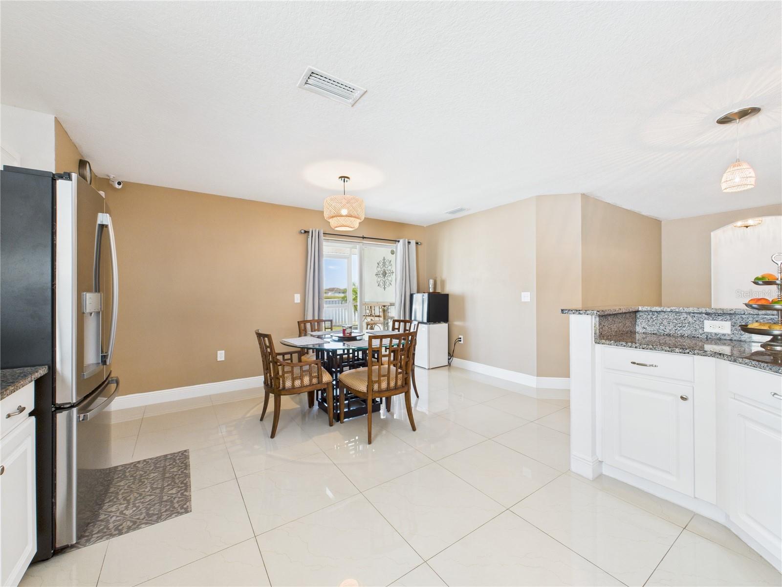1405 BLOSSOM BAYOU CIR
