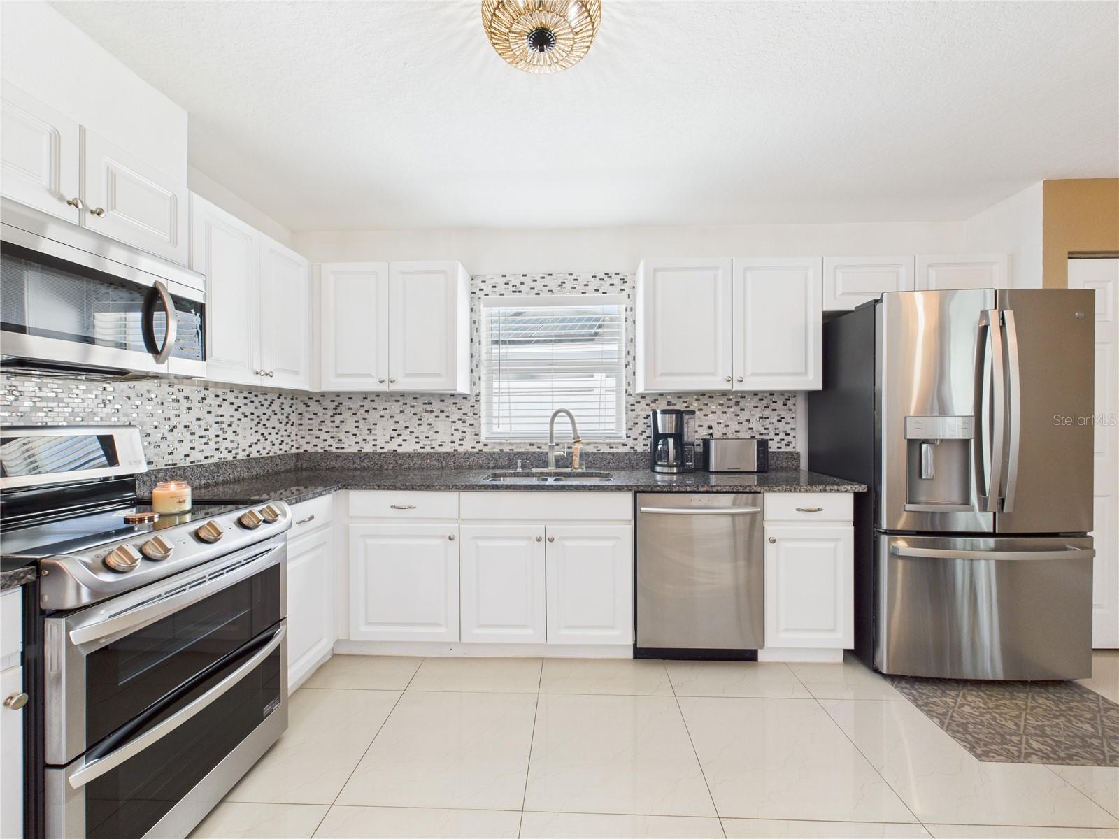 1405 BLOSSOM BAYOU CIR