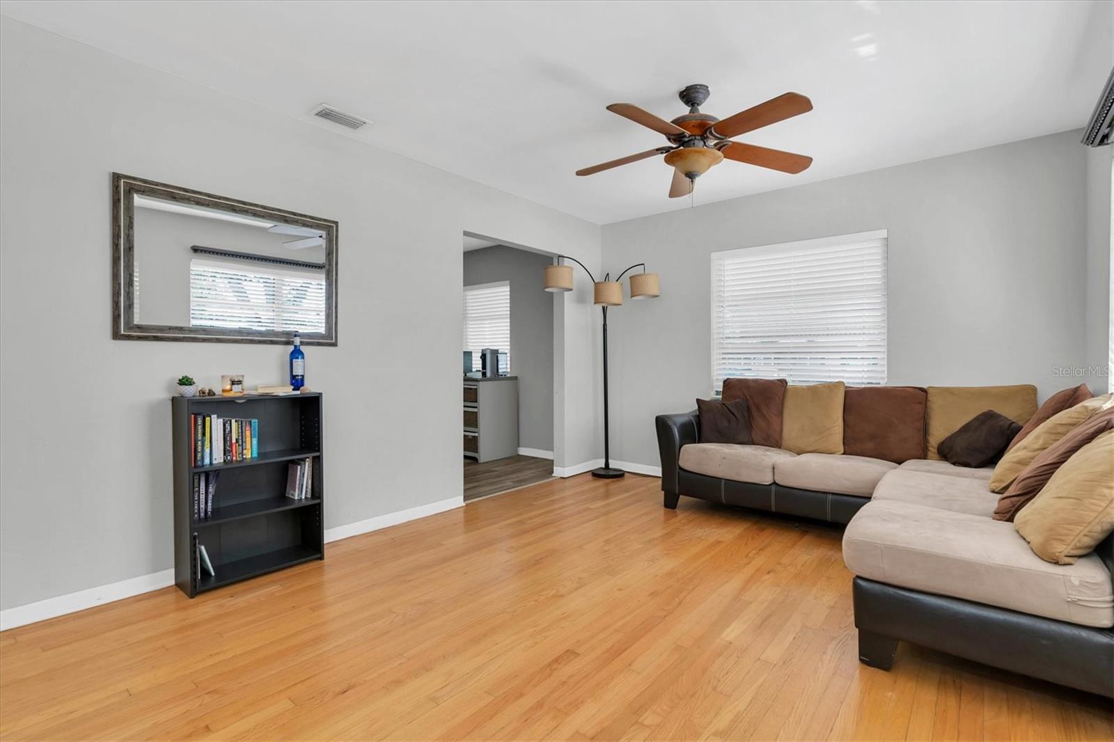 4611 7TH AVE N