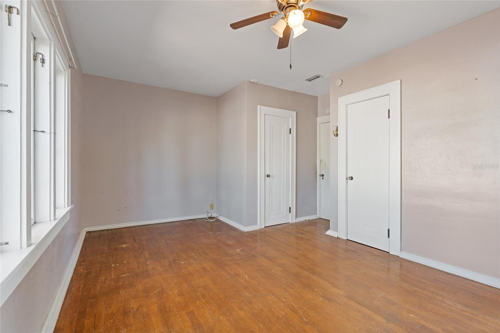 6201 6TH ST S
