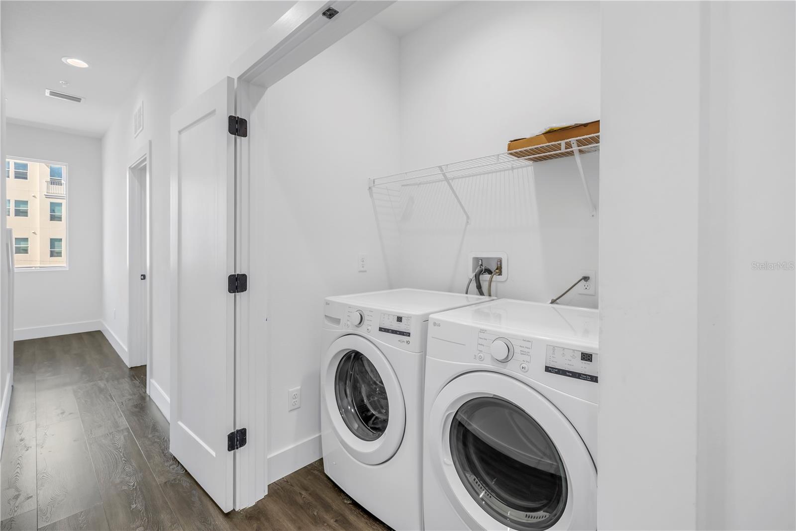 556 DR MARTIN LUTHER KING JR ST S