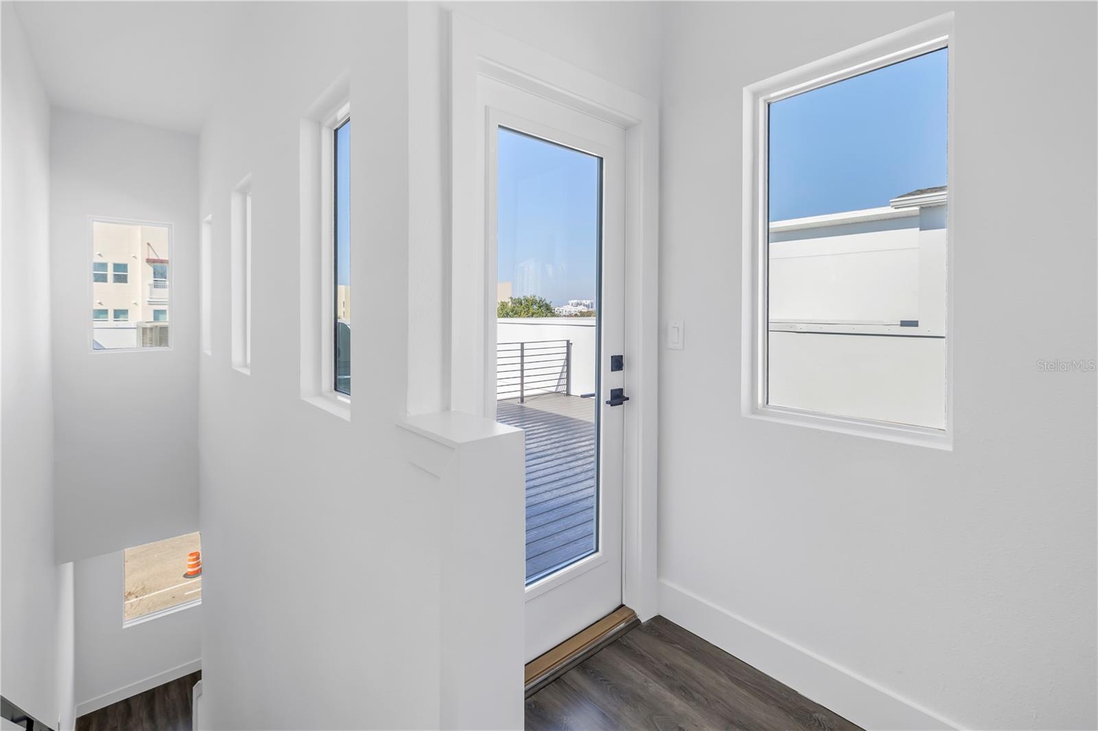 556 DR MARTIN LUTHER KING JR ST S