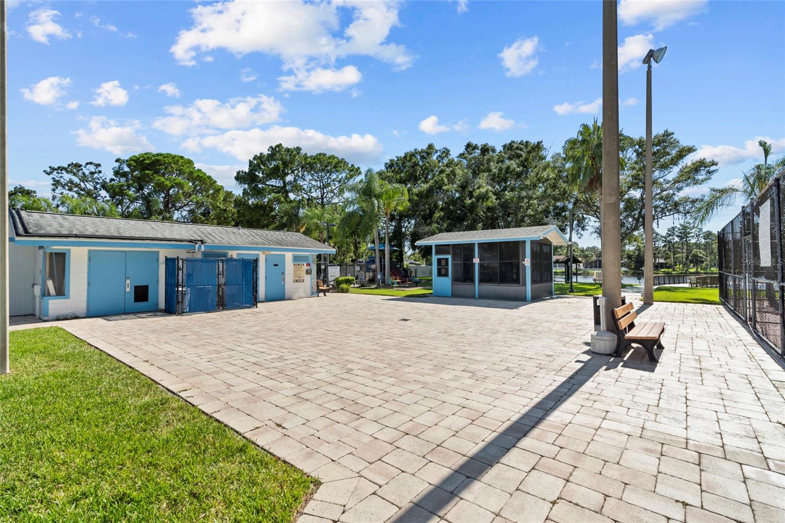 120 EDGEWOOD CT