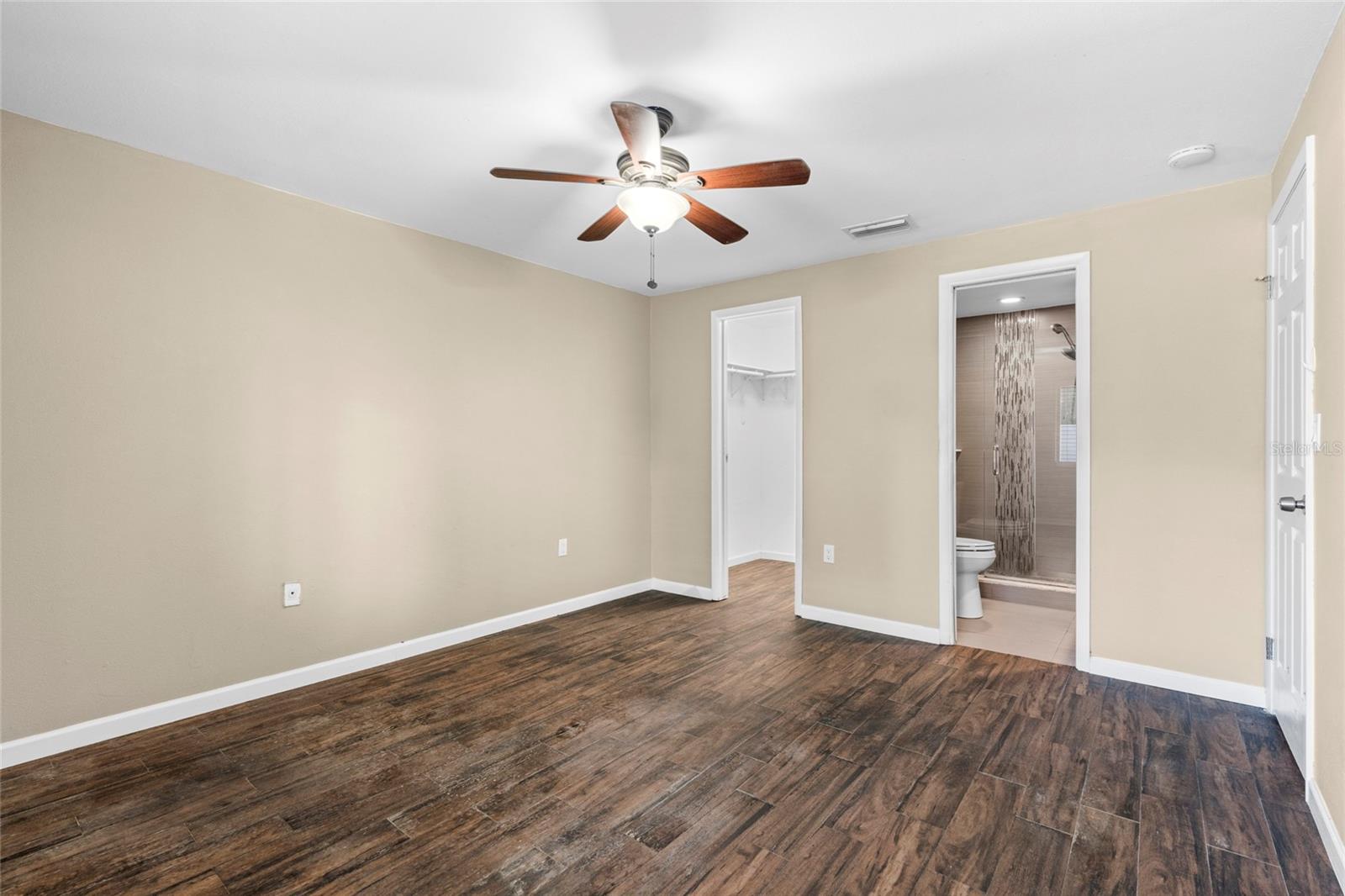 120 EDGEWOOD CT