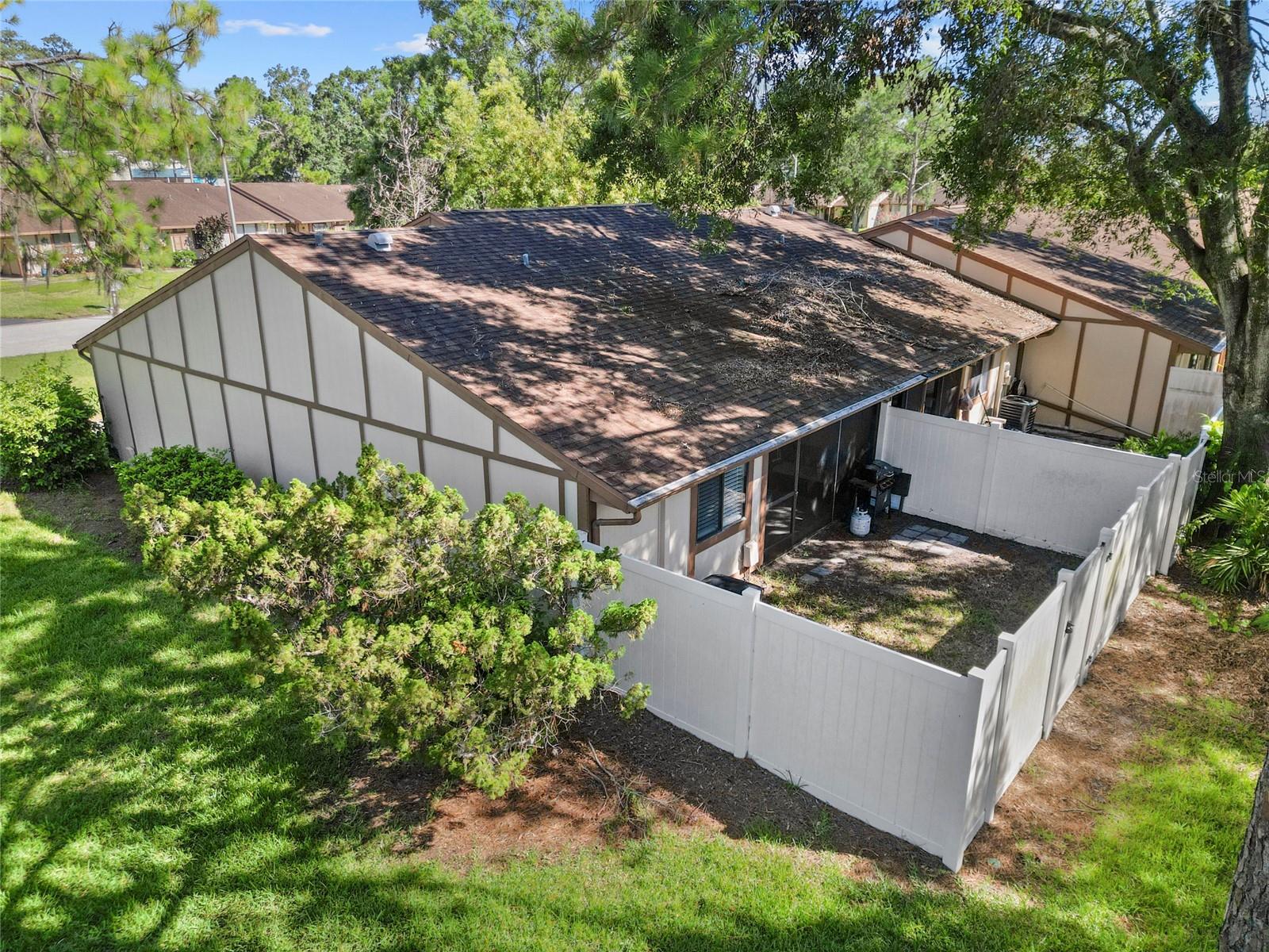 120 EDGEWOOD CT