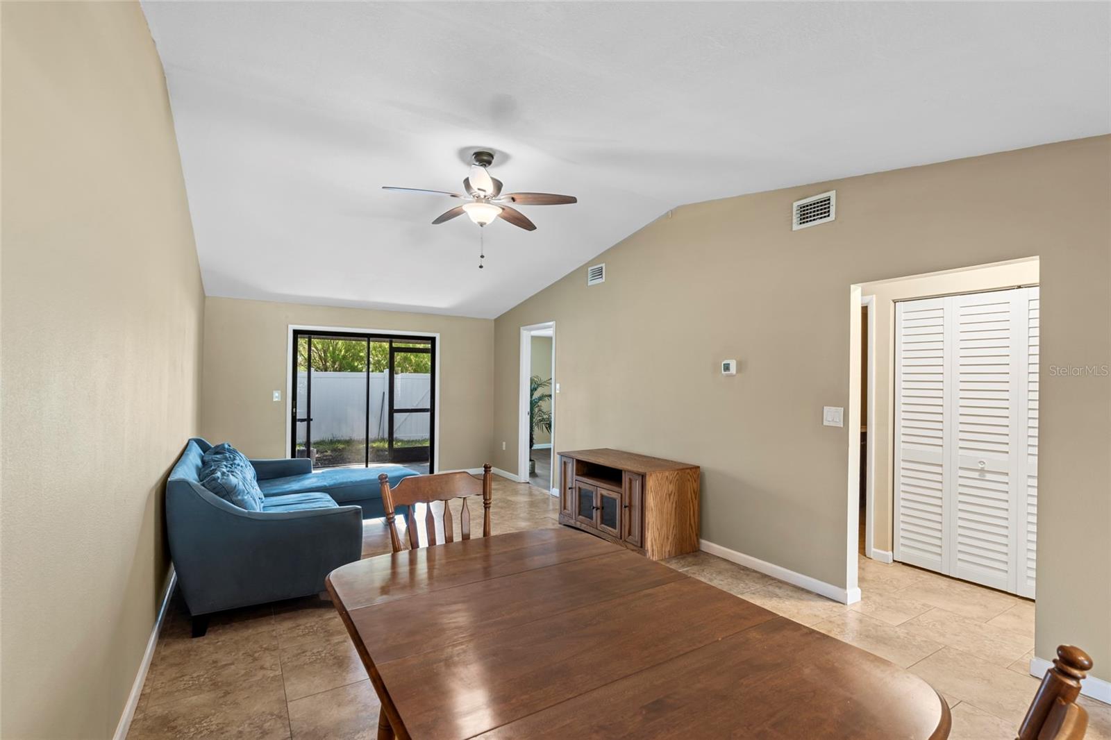 120 EDGEWOOD CT