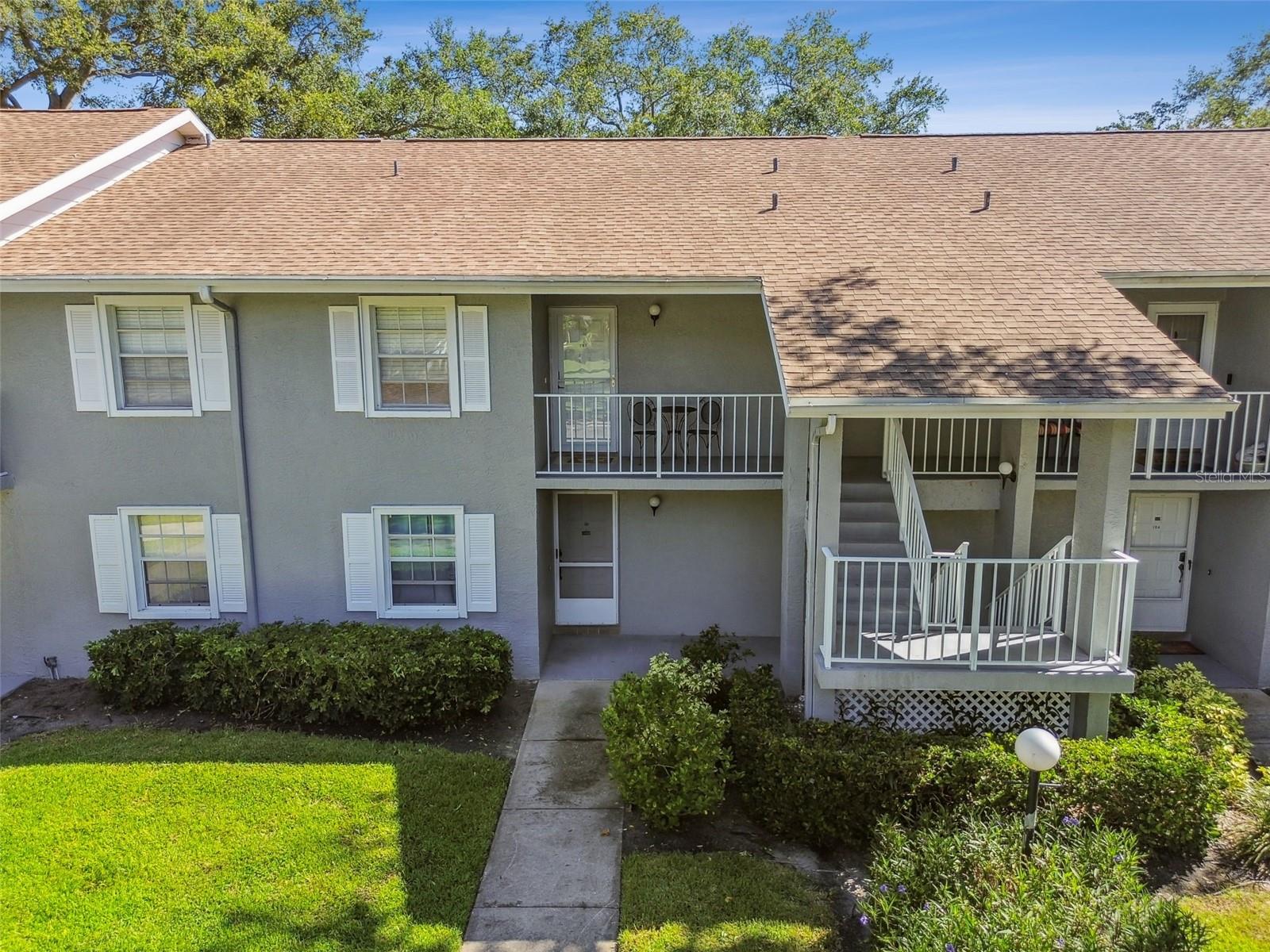 1420 OAK HILL DR #203