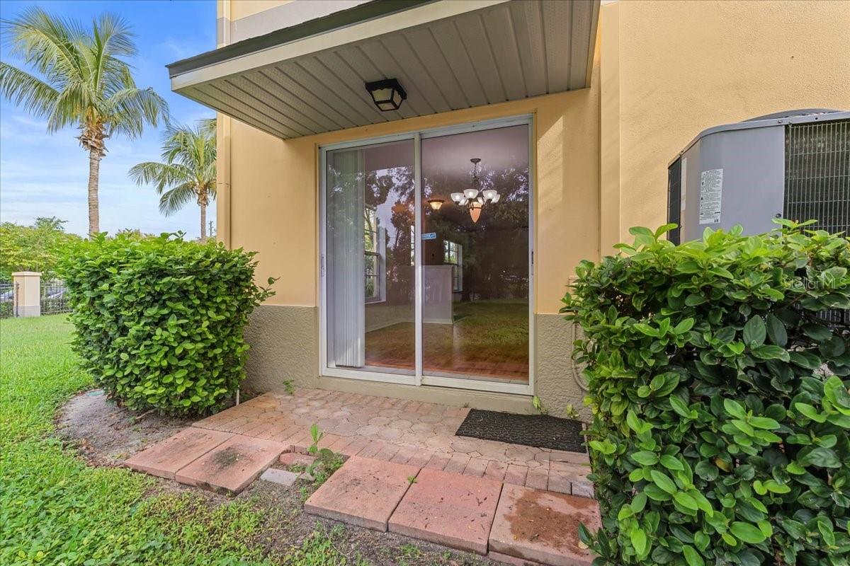 104 COQUINA BAY DR