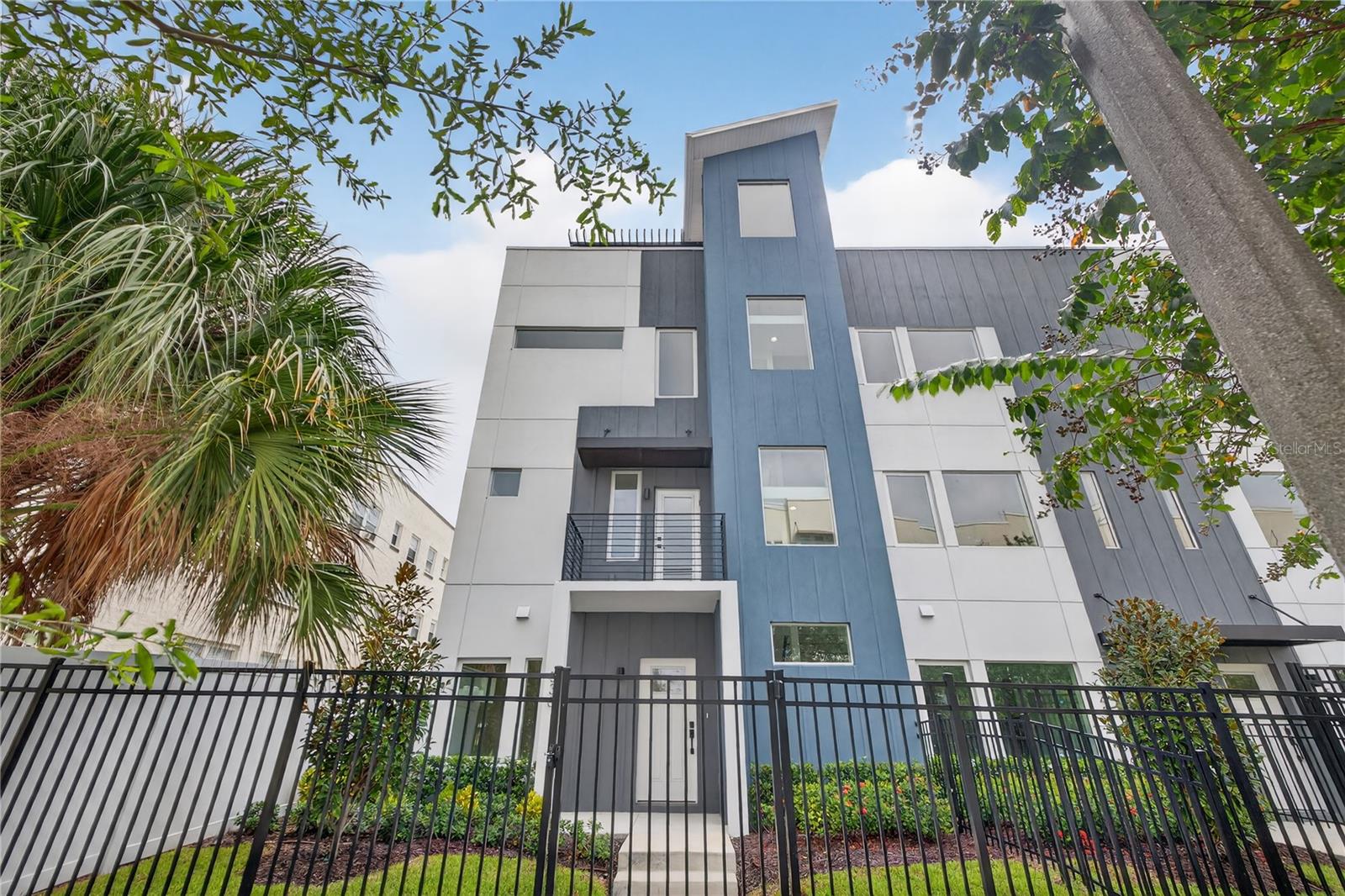 536 DR. MARTIN LUTHER KING JR ST S