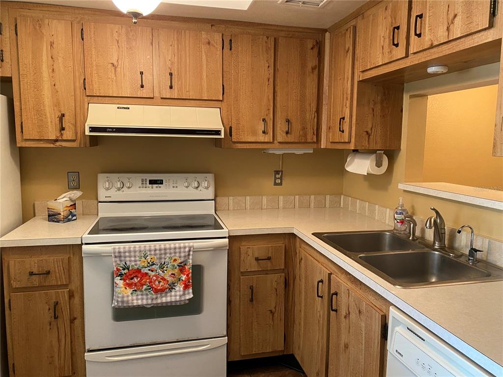 2465 NORTHSIDE DR #703