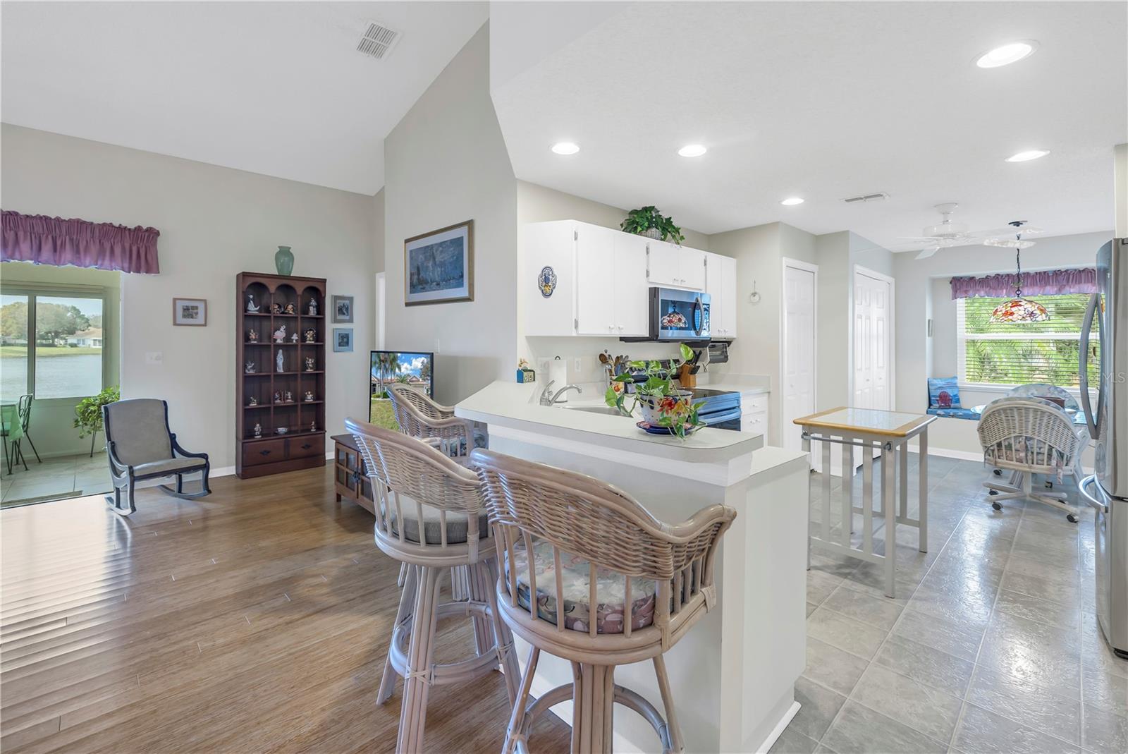 1123 MCDANIEL ST #29