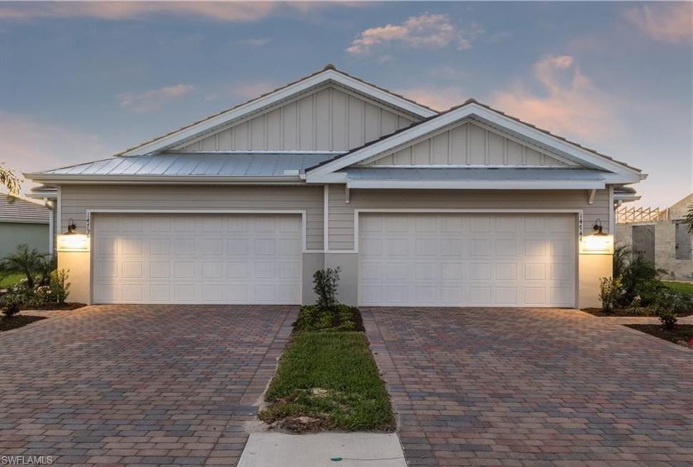 14594 Edgewater CIR