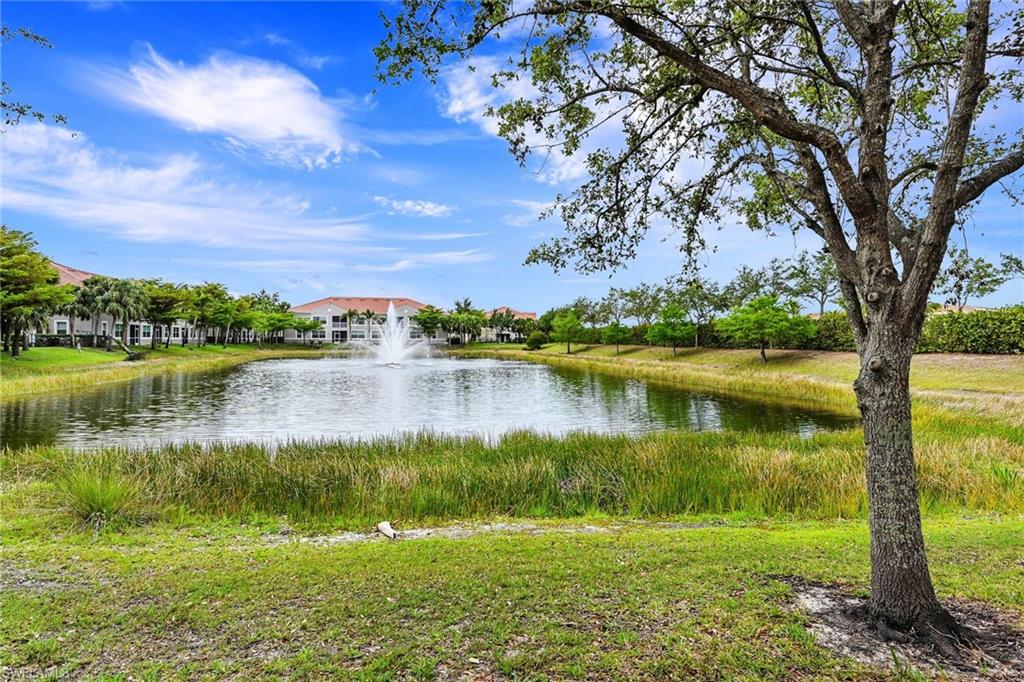 23400 Alamanda DR Unit: 201
