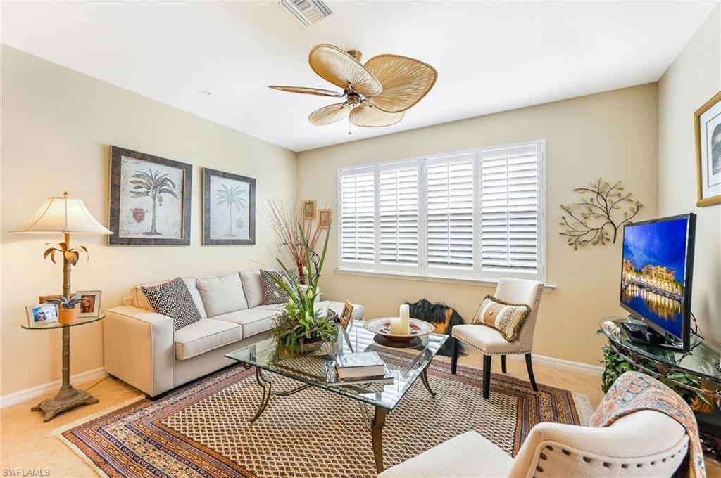 23400 Alamanda DR Unit: 201