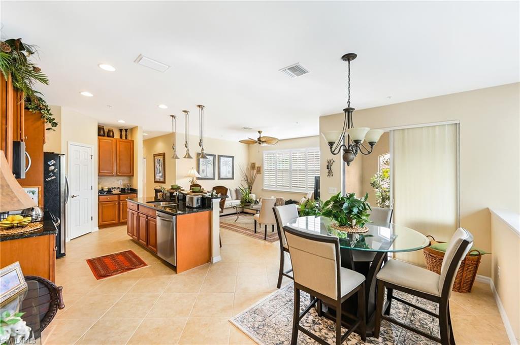 23400 Alamanda DR Unit: 201