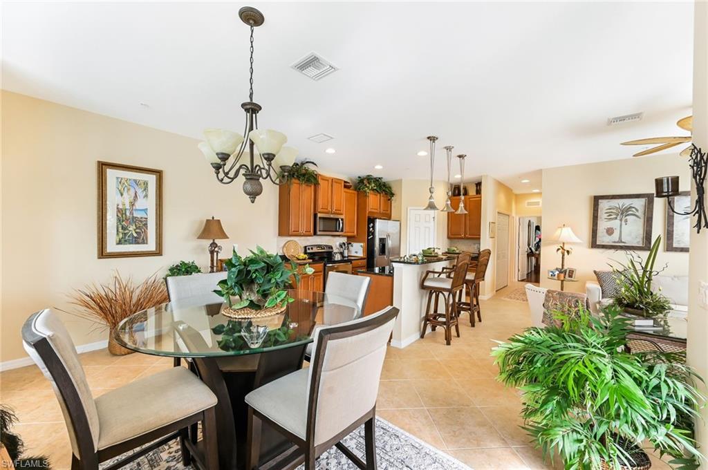 23400 Alamanda DR Unit: 201
