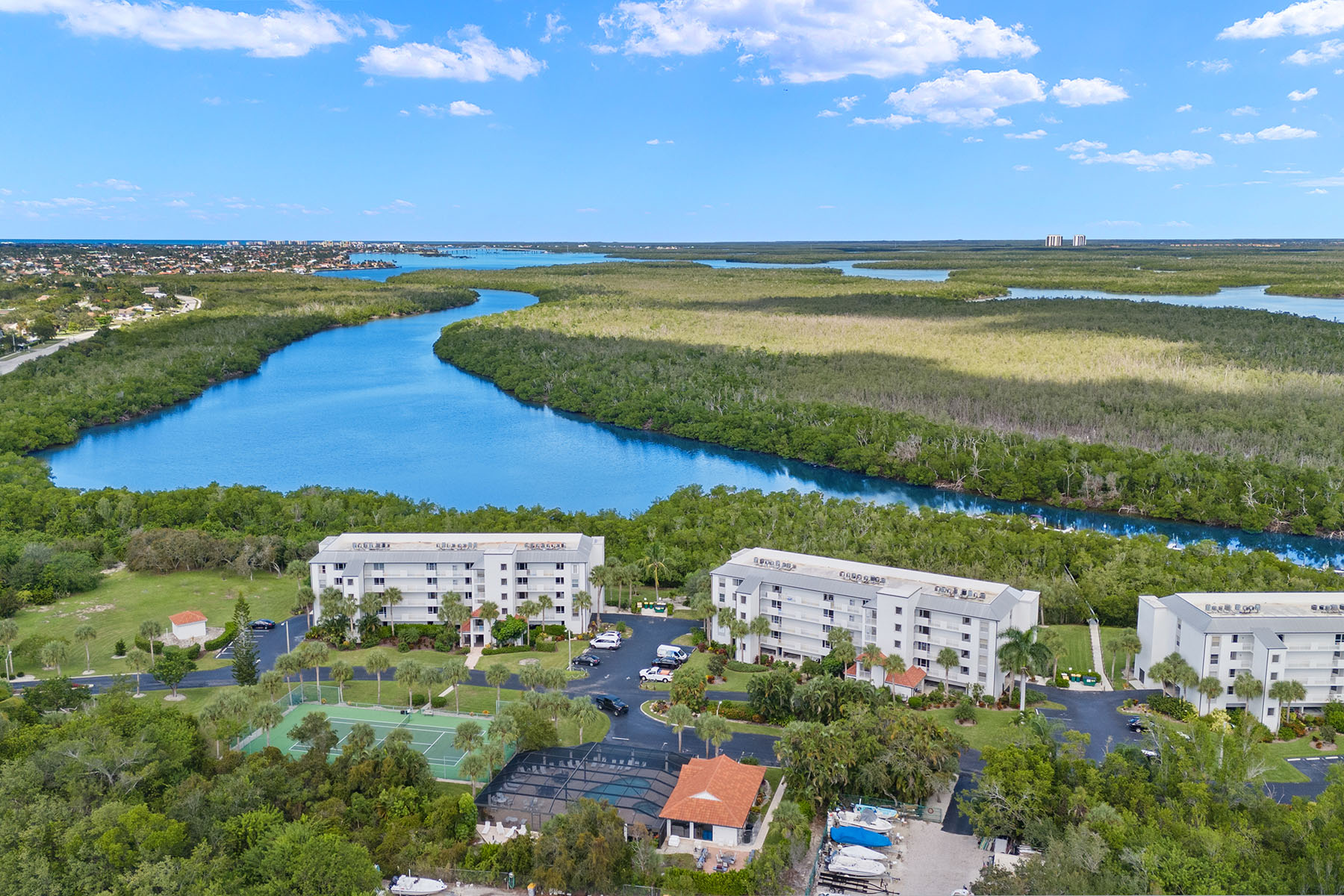 200 Stevens Landing Drive , B305