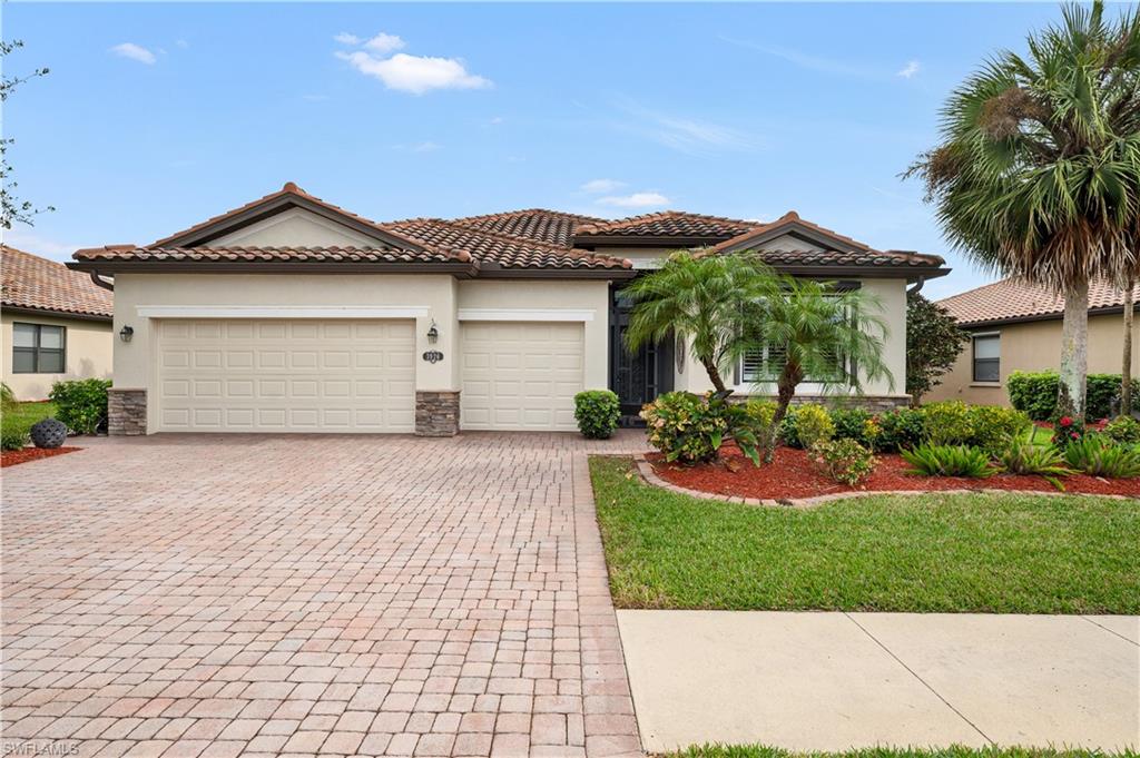3926 Sapphire WAY