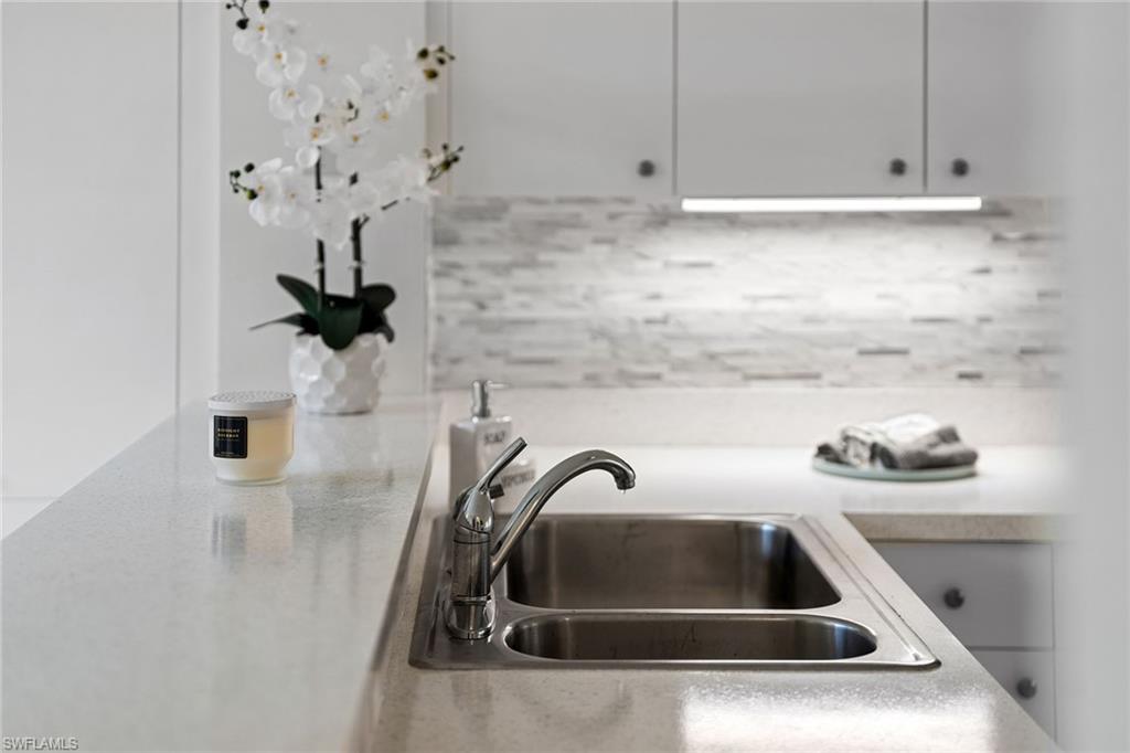 6835 San Marino DR # 809A