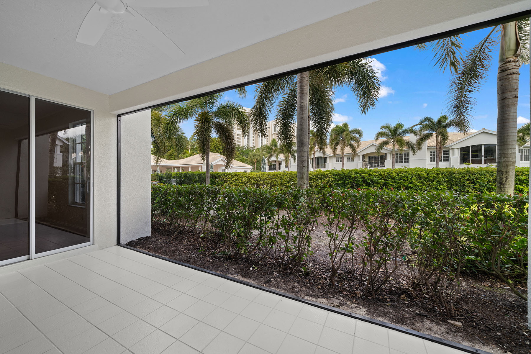 6835 San Marino Drive , 809A