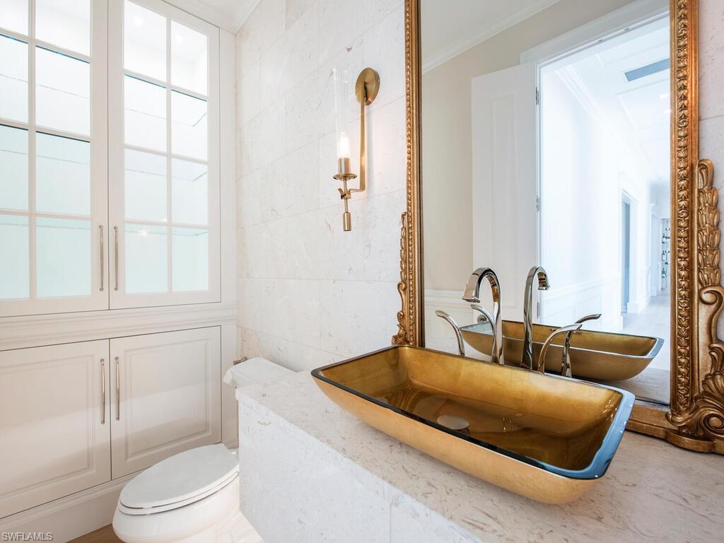 4756 Pond Apple DR N