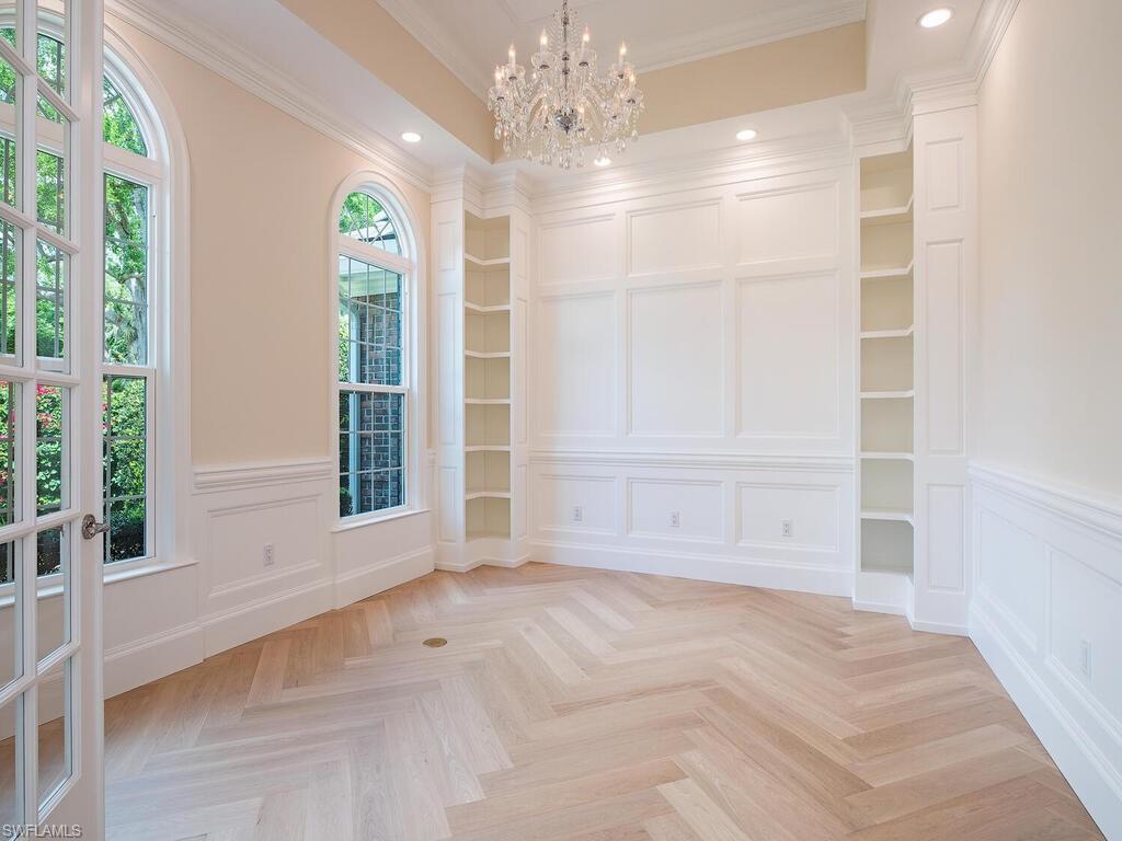 4756 Pond Apple DR N