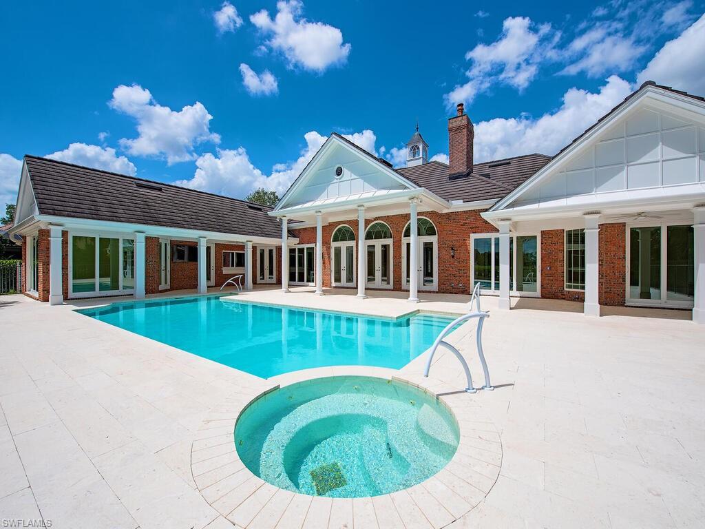 4756 Pond Apple DR N