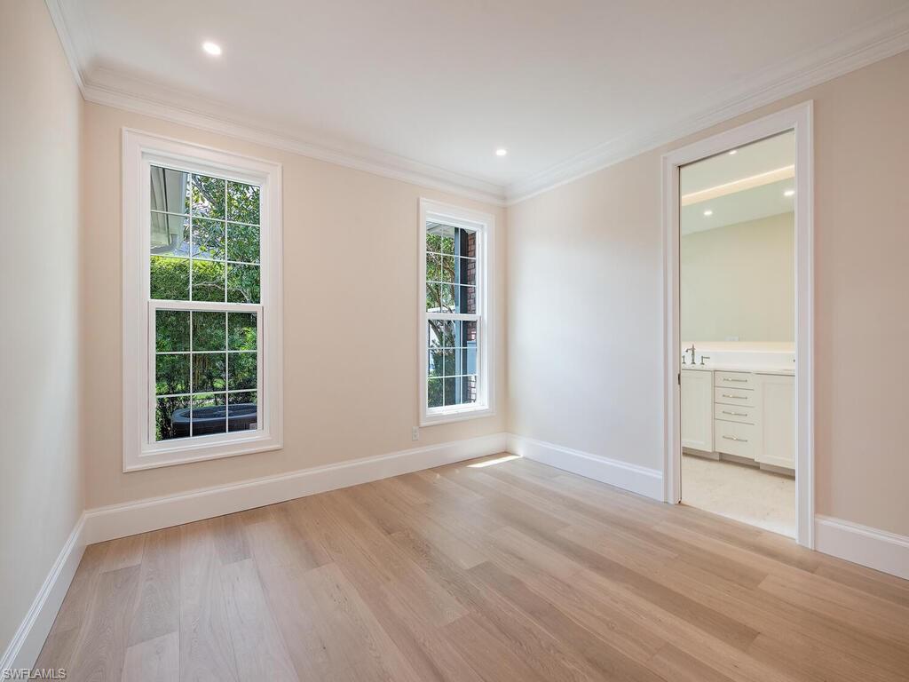 4756 Pond Apple DR N