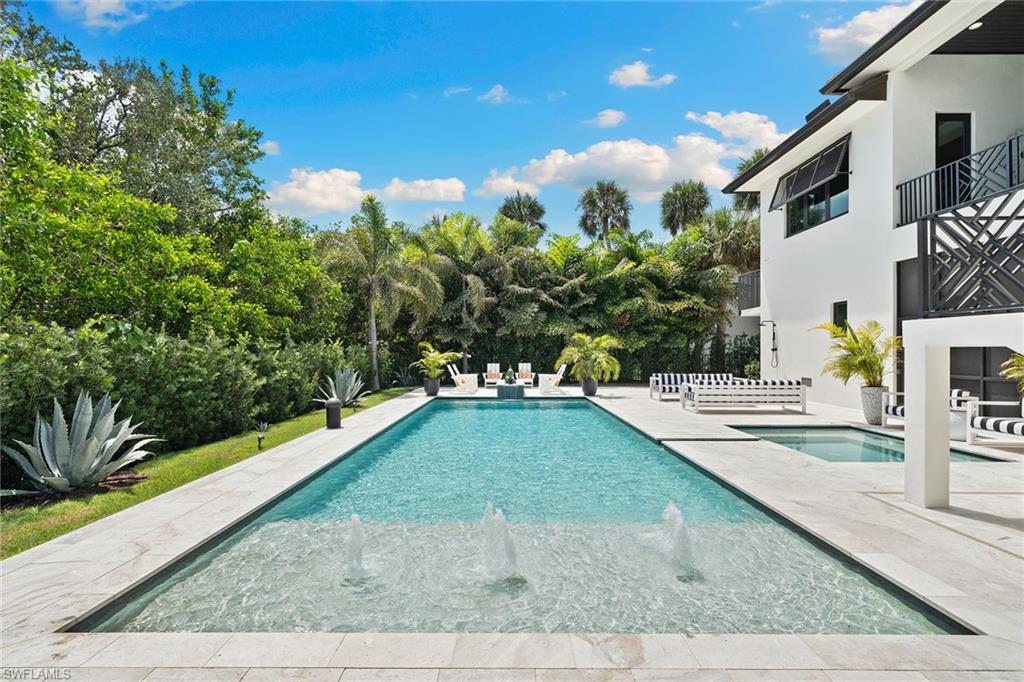 210 Topanga DR