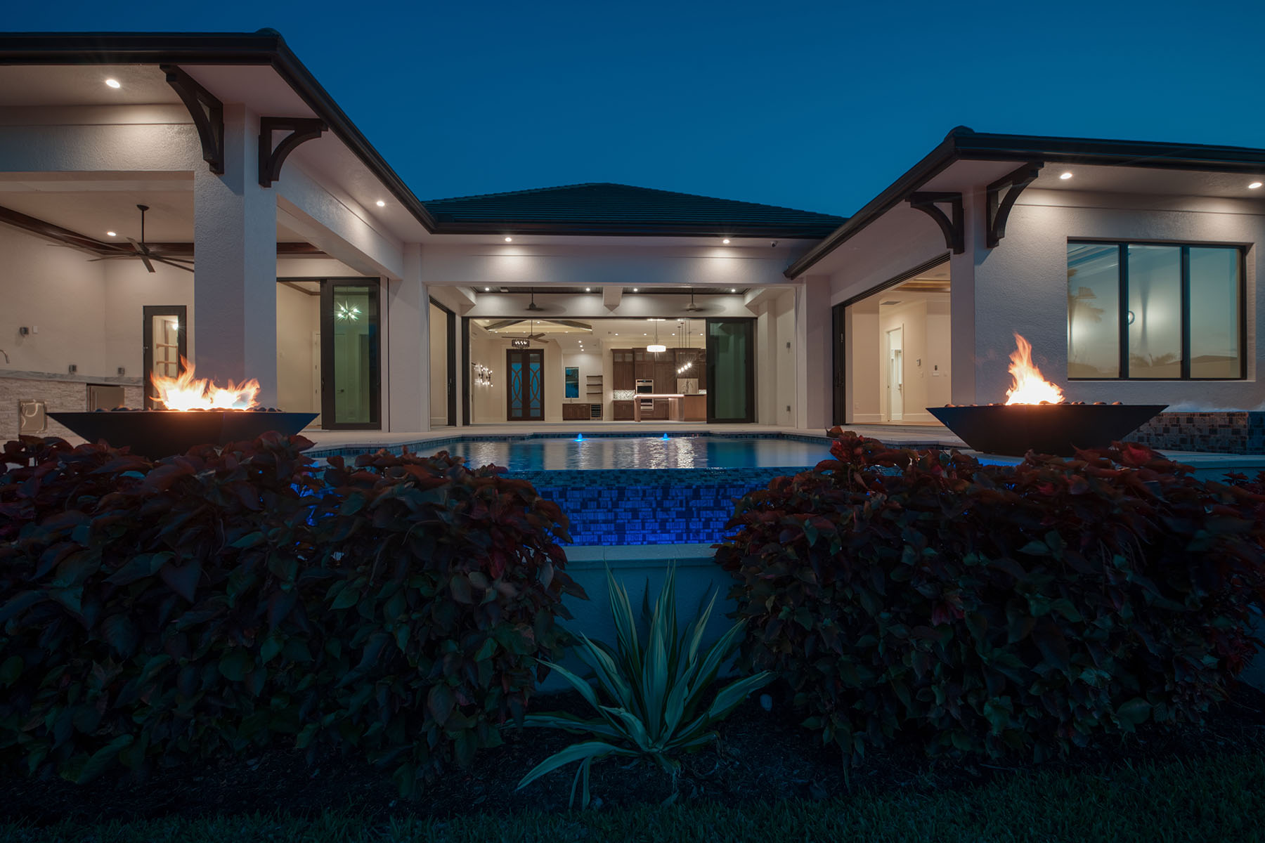 825 Miramar Court