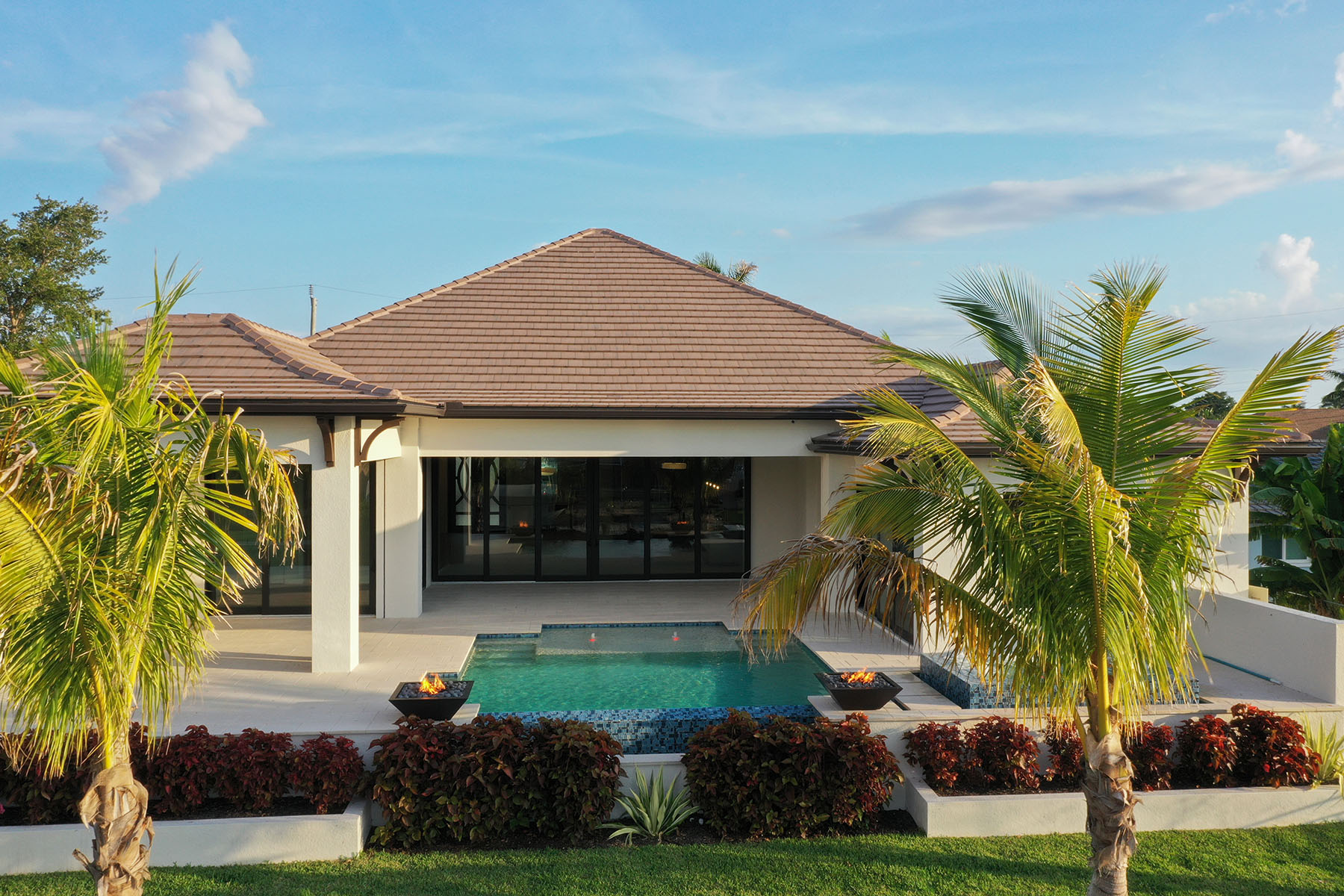 825 Miramar Court