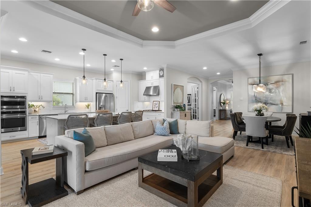 9405 Terresina DR