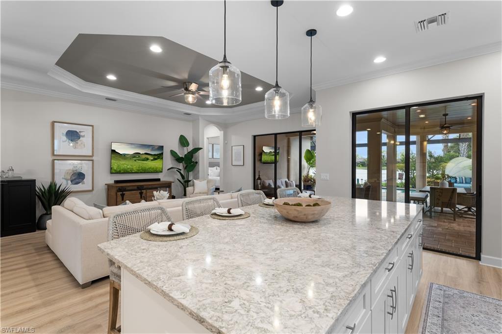 9405 Terresina DR
