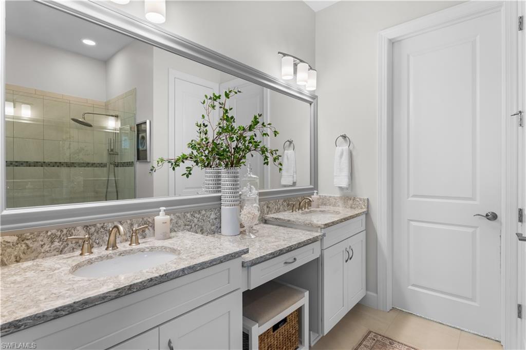 9405 Terresina DR