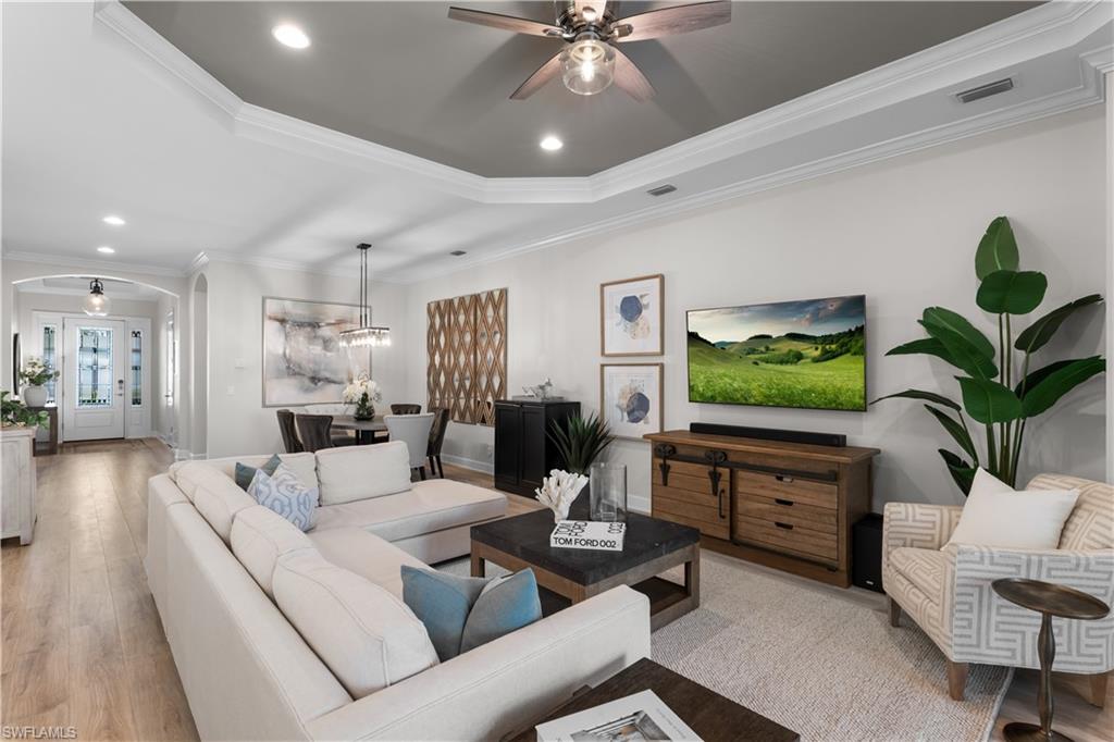 9405 Terresina DR