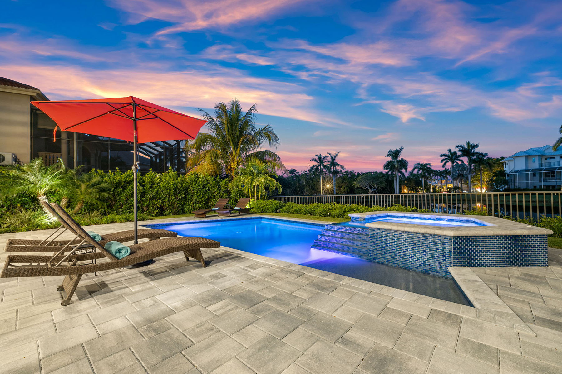 211 San Mateo Drive