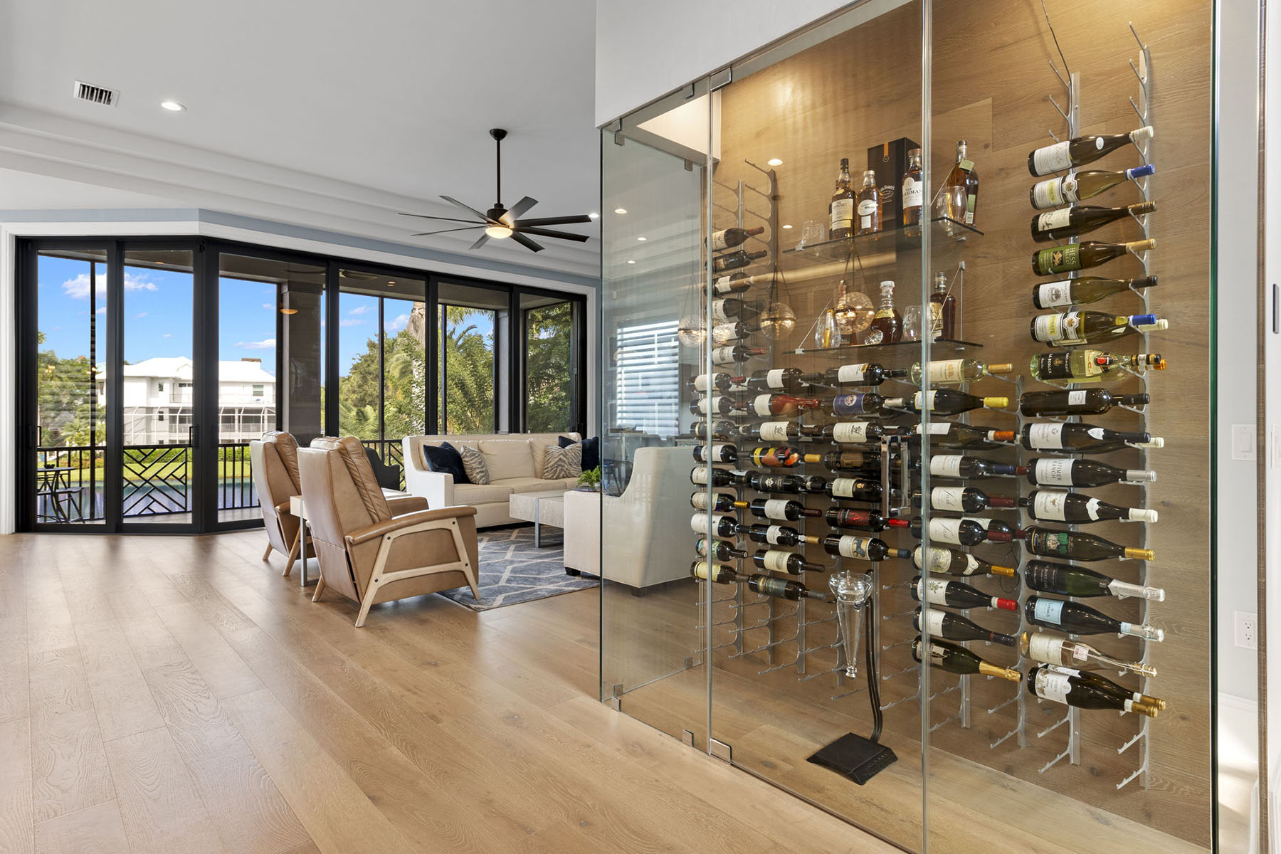 211 San Mateo Drive