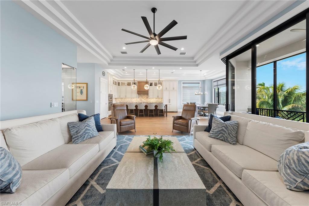 211 San Mateo DR
