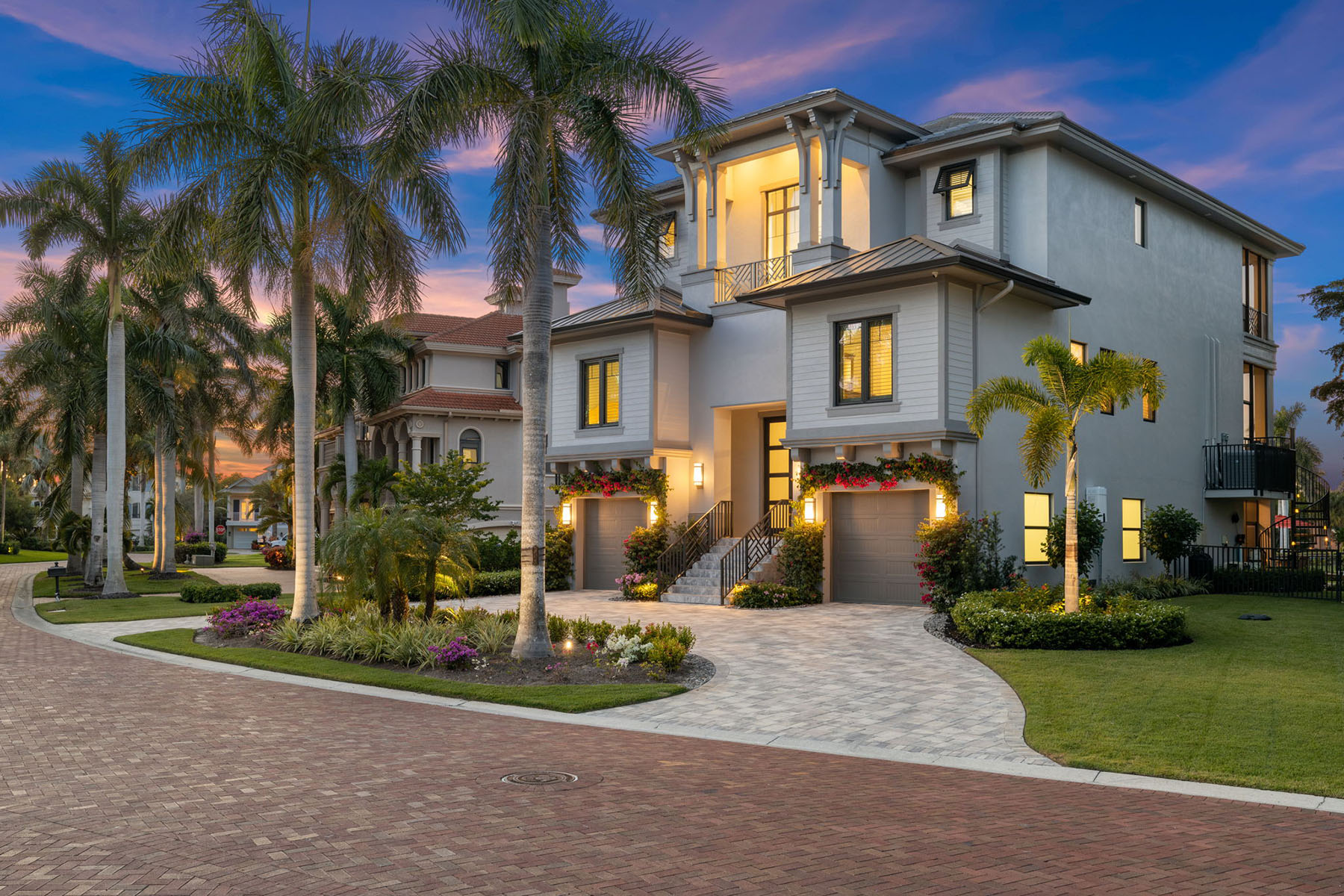 211 San Mateo Drive