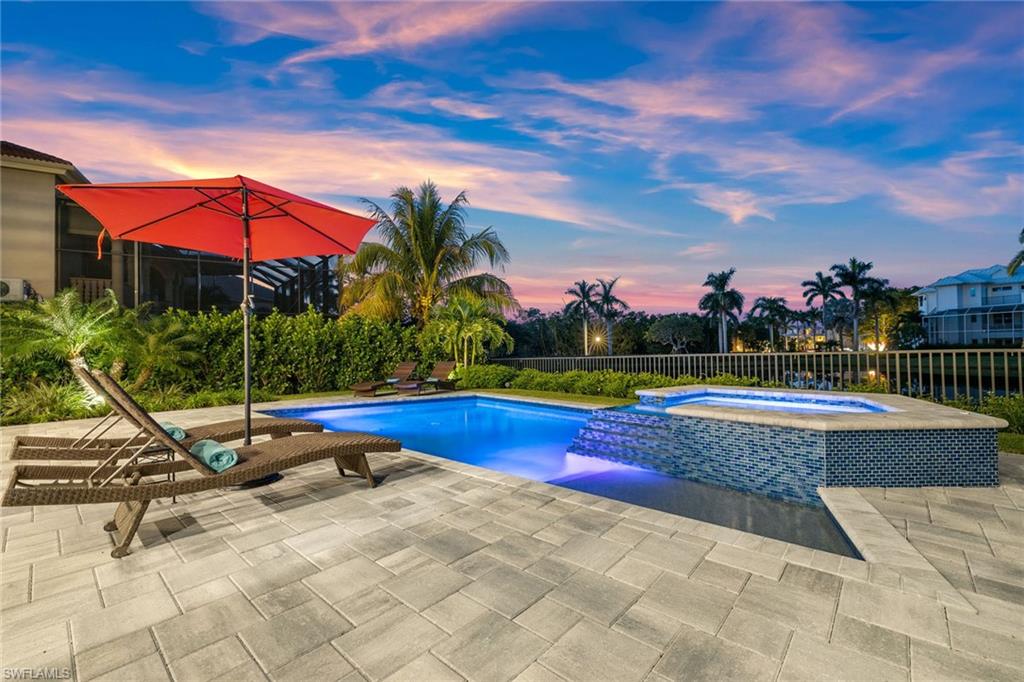 211 San Mateo DR