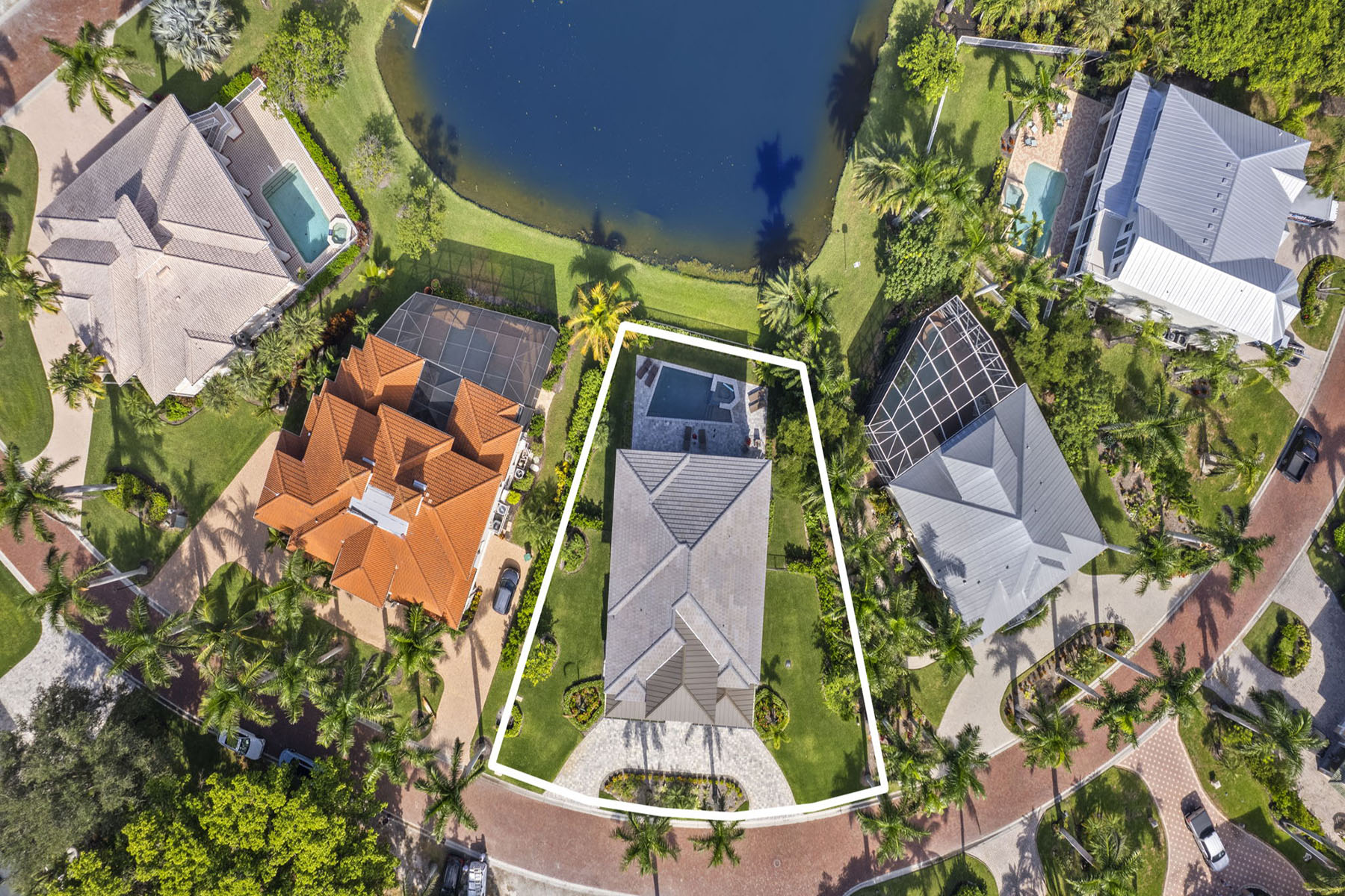 211 San Mateo Drive