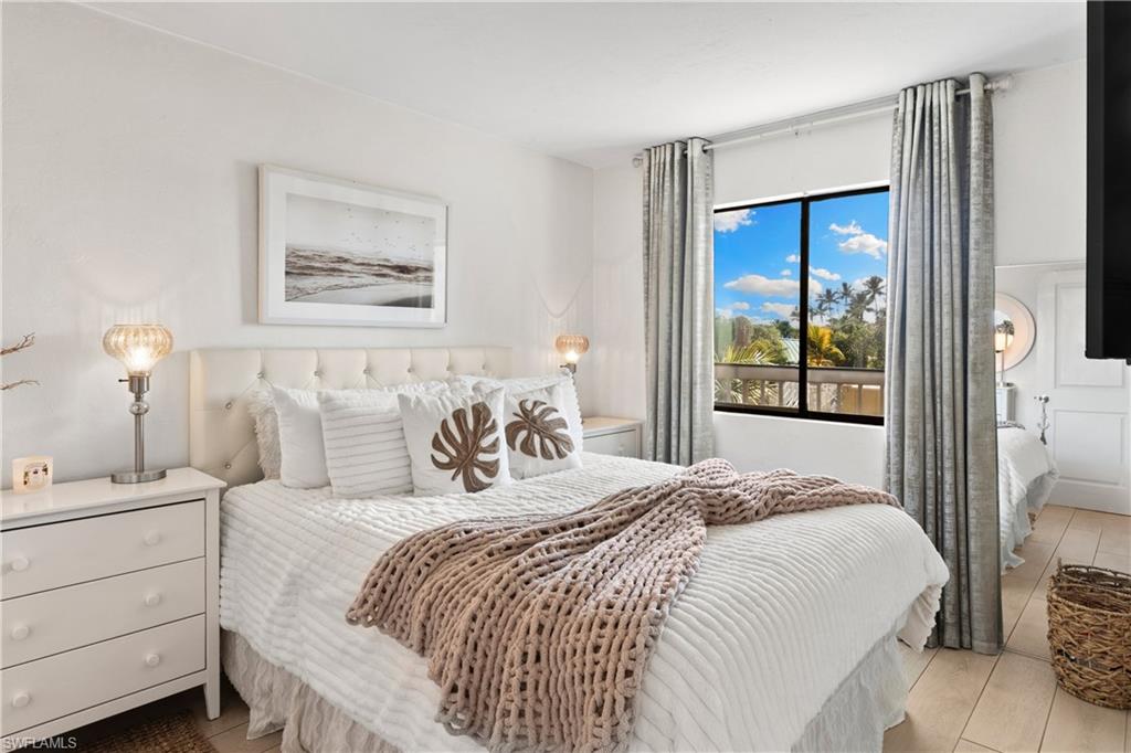 260 Southbay DR # 107