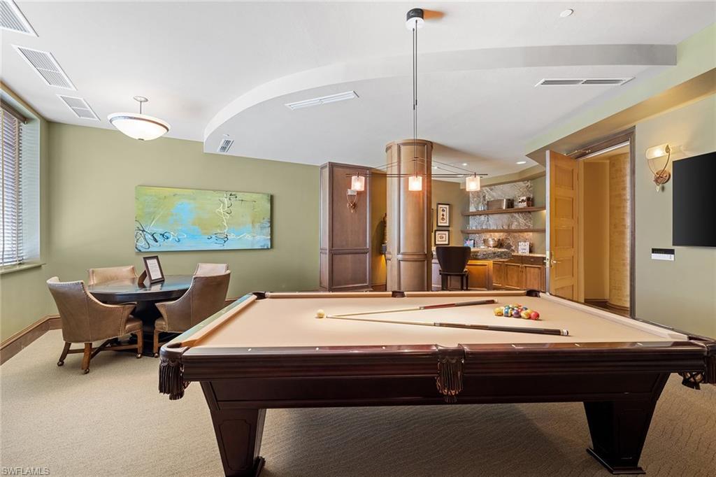 4501 Gulf Shore BLVD N # 405