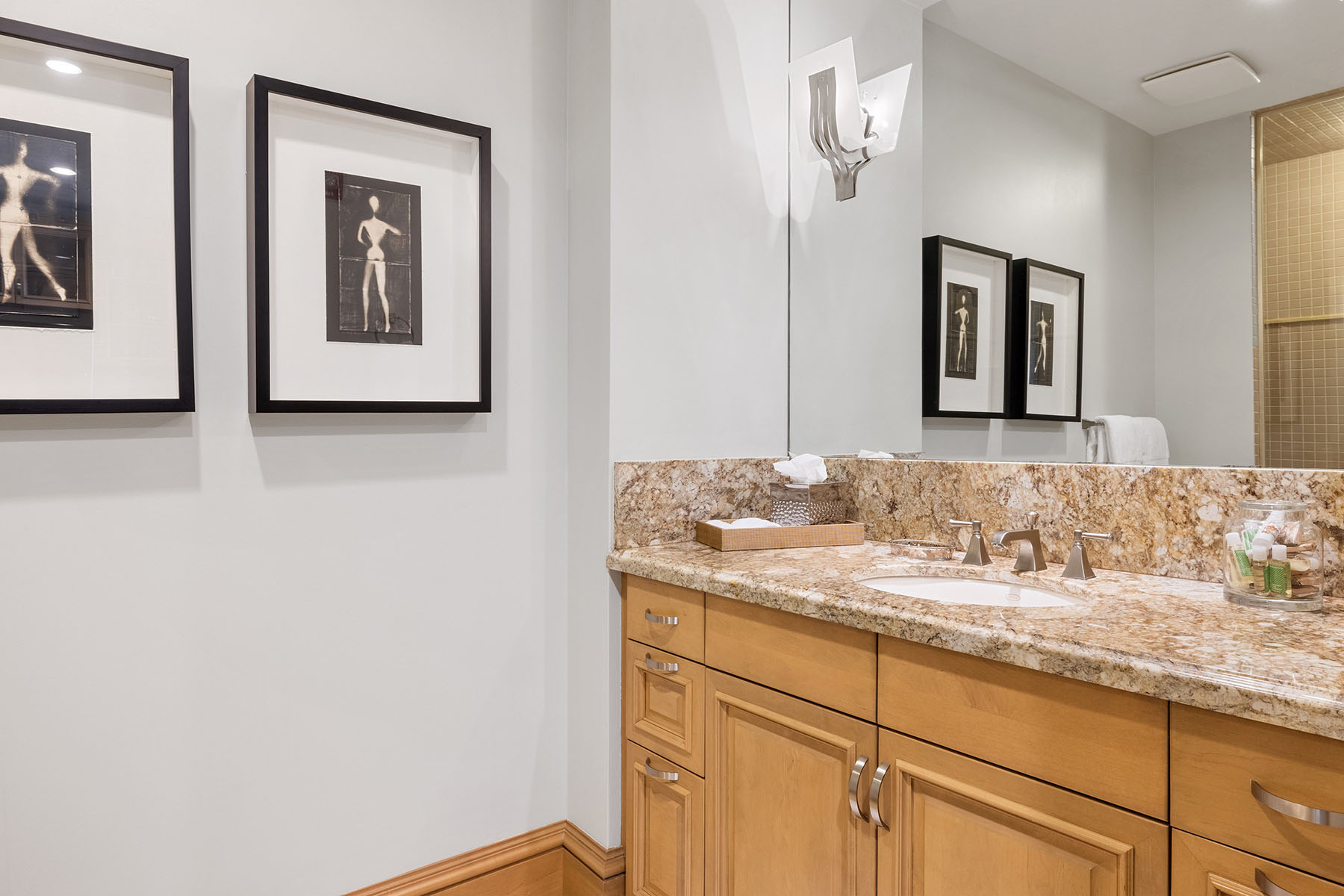 4501 Gulf Shore Boulevard N , 405