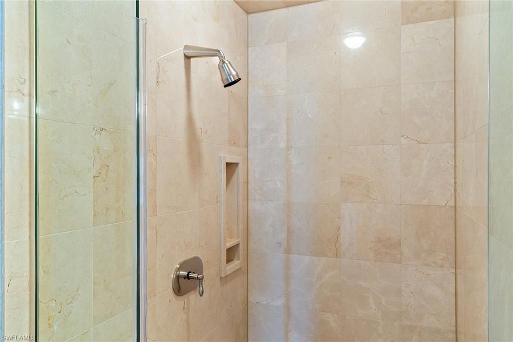 4501 Gulf Shore BLVD N # 405