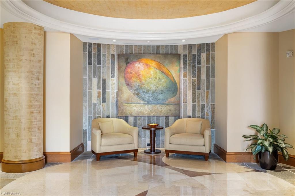 4501 Gulf Shore BLVD N # 405