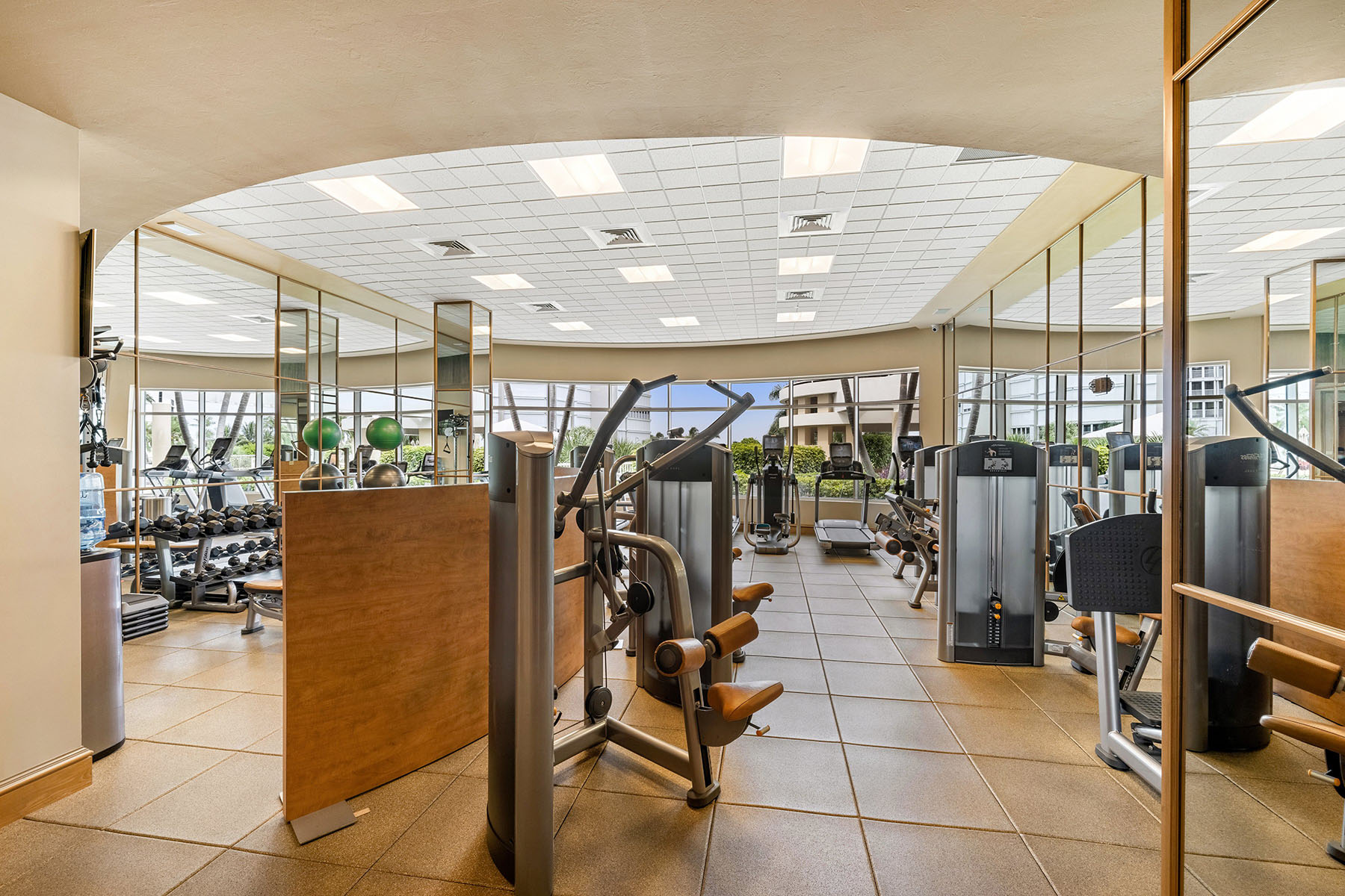 4501 Gulf Shore Boulevard N , 405