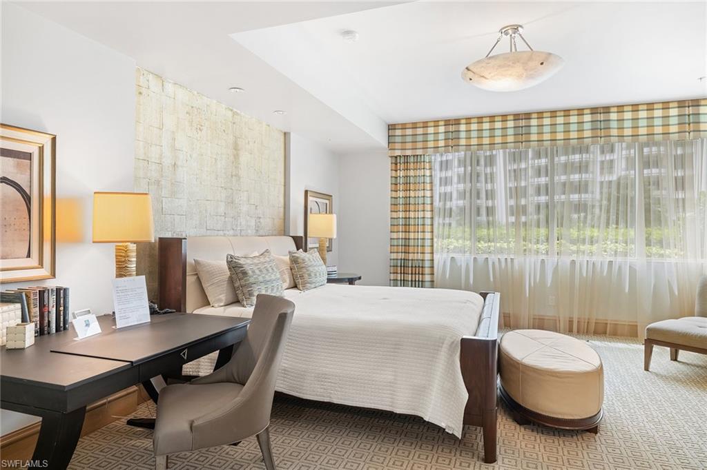 4501 Gulf Shore BLVD N # 405